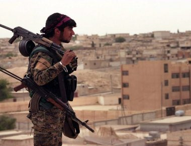 Οι Συριακές Δημοκρατικές Δυνάμεις προελαύνουν προς τη Ράκα